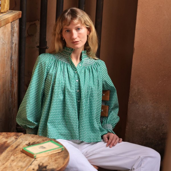 Scholl Blouse Golf Hole Green with Chalk Hand Smocking Edition 72 Scholl Blouse Golf Hole Green with Chalk Hand Smocking Edition 72